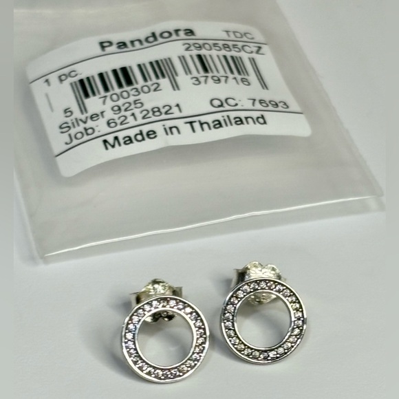 Pandora 925 Silver Sparkling Silver Circle Earrings - Picture 2 of 9